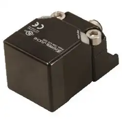 Индуктивный датчик Pepperl Fuchs NBN40-L3M-US-C3-V12