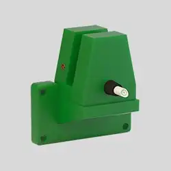 Индуктивный щелевой датчик СЕНСОР ВБИ-Щ06-623У-1111-С