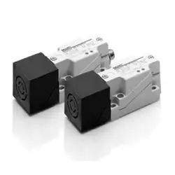 Индуктивный датчик Balluff BES 517-132-M4-H-S4