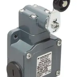 Kонцевой выключатель безопасности Leuze Electronic S300-M0C3-M20-31