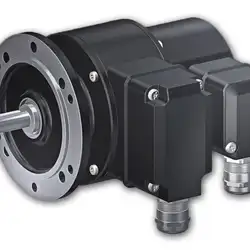 Инкрементальный энкодер Baumer POG90 DN 2500 TTL + FSL4