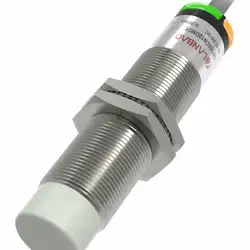 Емкостной датчик LANBAO CR18XCN12DNRY