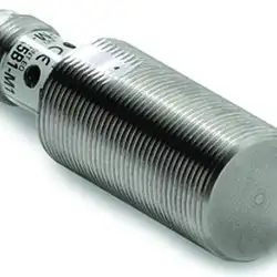 Индуктивный датчик Omron E2FM-X5C1-M1