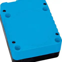 Индуктивный датчик SICK IQ80-60NPP-KK0