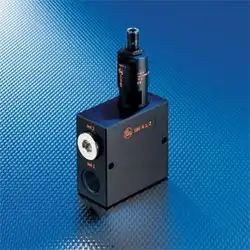 Механические датчики и реле протока IFM Electronic серии SBU с клапаном (дискретный выход)